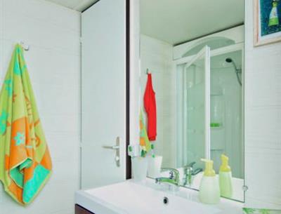 Bathroom - Cottage Duo - La Roseraie Campsite