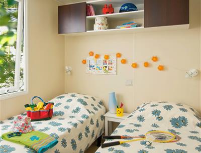 Bedroom 2 single beds - Mobile home family 6 people Camping La Roseraie La Baule