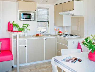 Cottage Quatro Luxury 8 people - 39m² - Camping La Roseraie La Baule 44